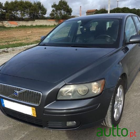 2005' Volvo V50 photo #2