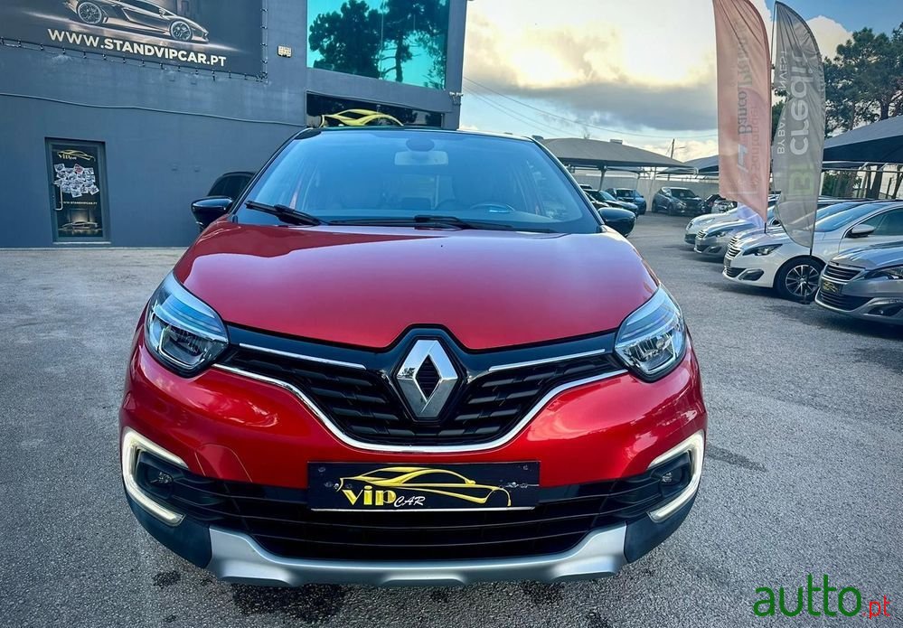 2017' Renault Captur photo #2