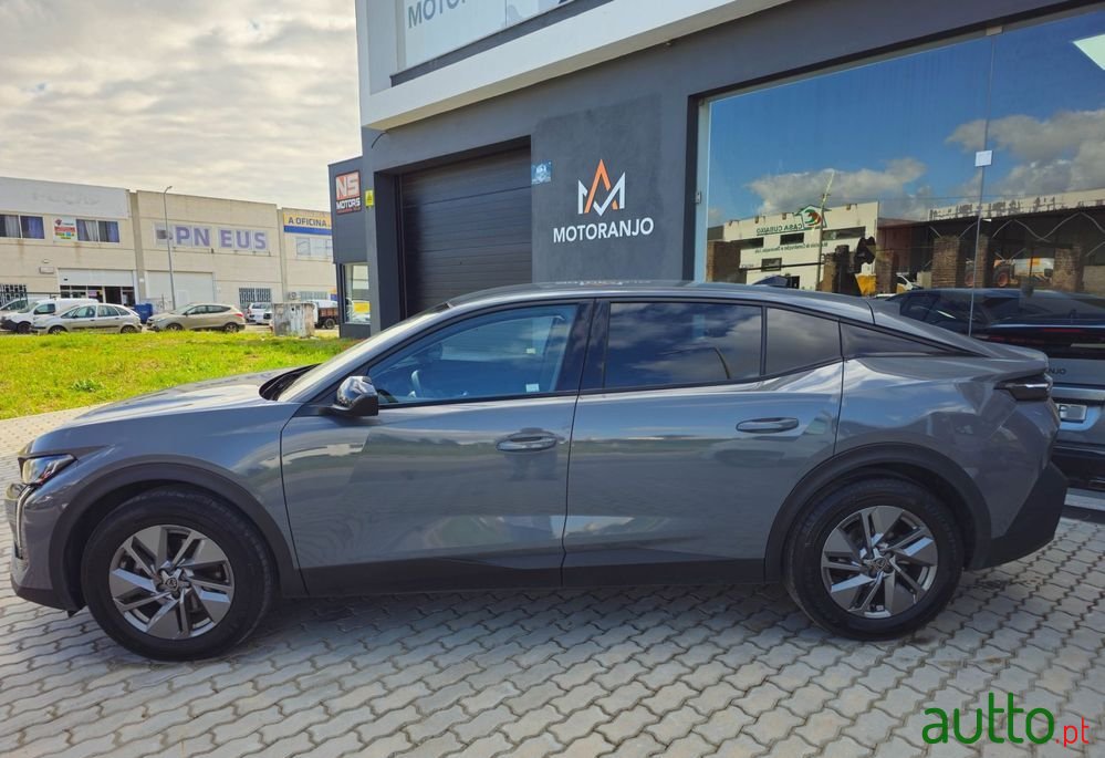 2024' Peugeot 408 photo #6