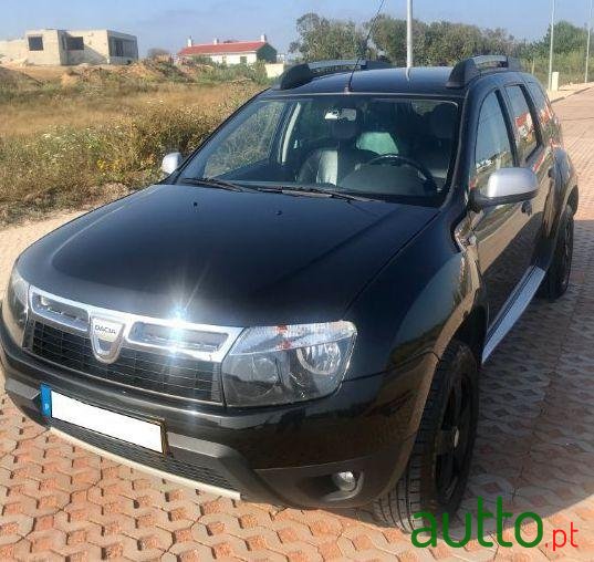 2010' Dacia Duster photo #2