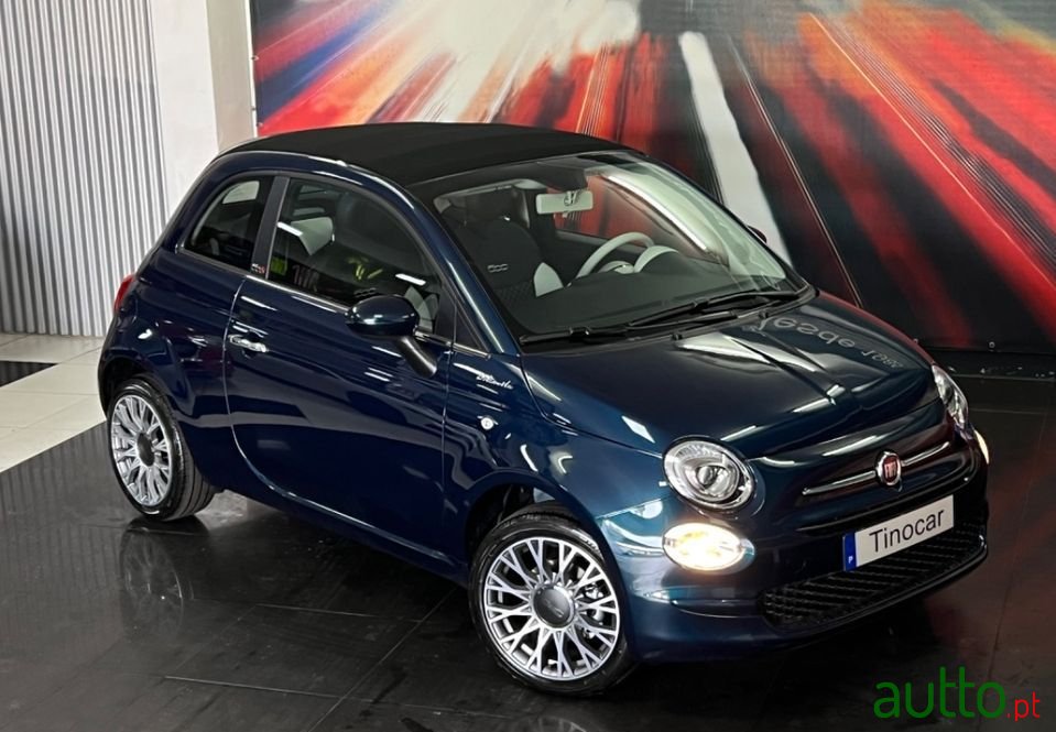 2022' Fiat 500C photo #1