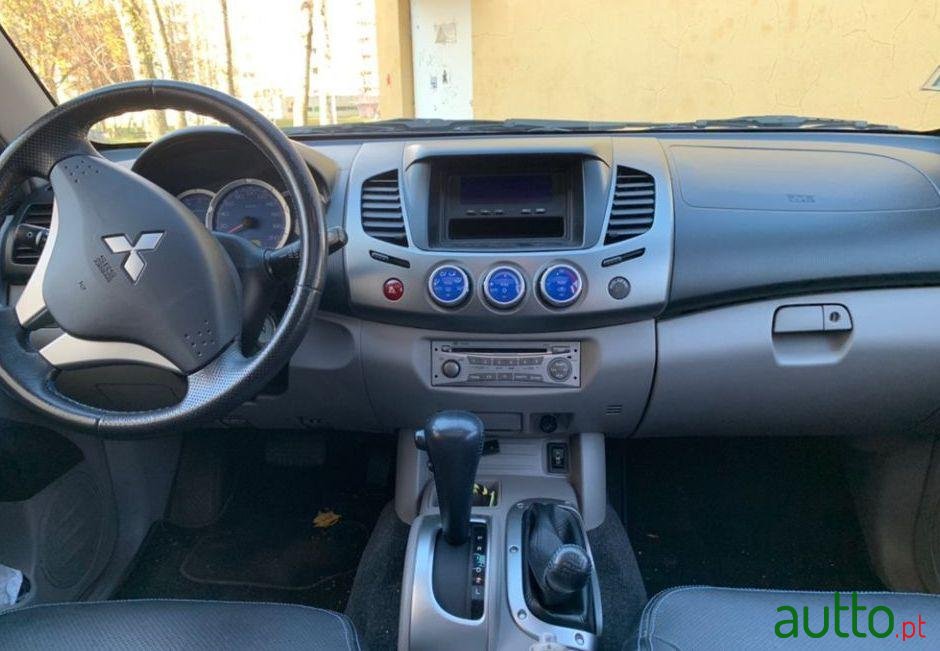 2007' Mitsubishi L200 Strackar photo #3