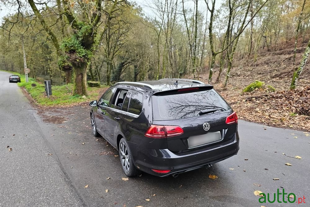 2016' Volkswagen Golf Variant photo #6