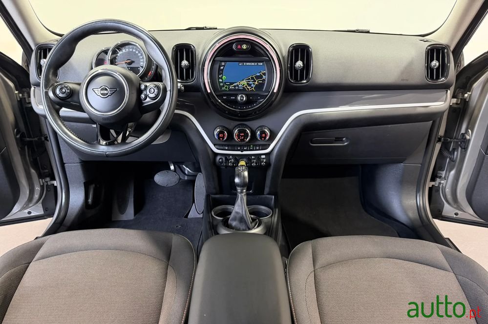 2019' MINI Countryman Cooper Se All4 Auto photo #5