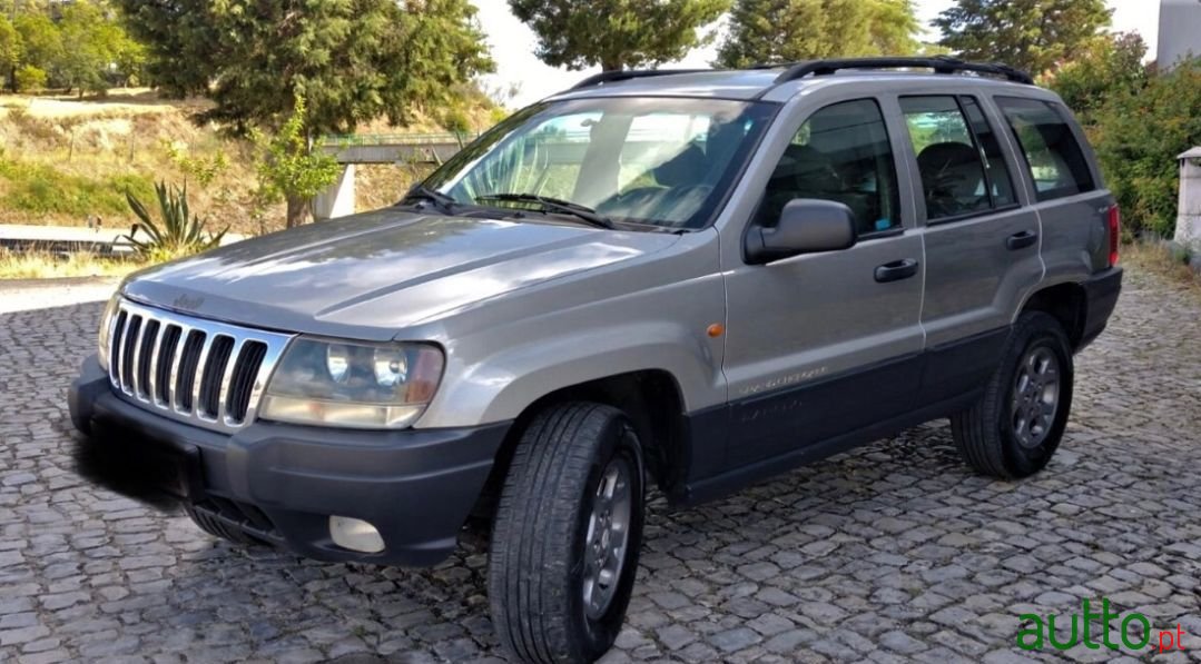 2000' Jeep Grand Cherokee photo #3