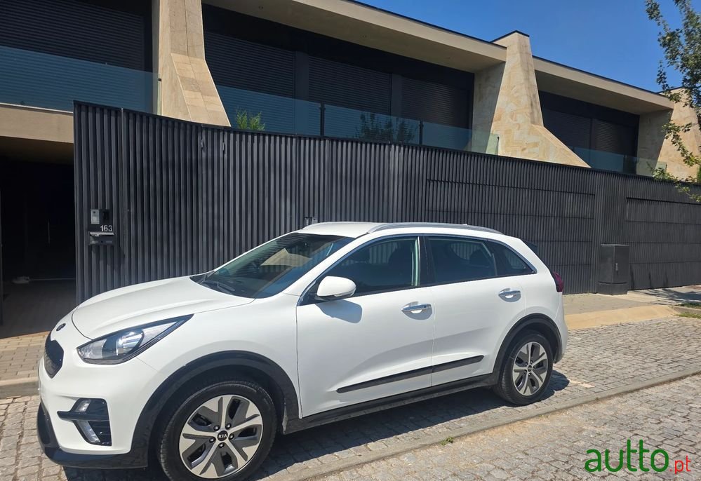 2019' Kia e-Niro 64Kwh photo #3