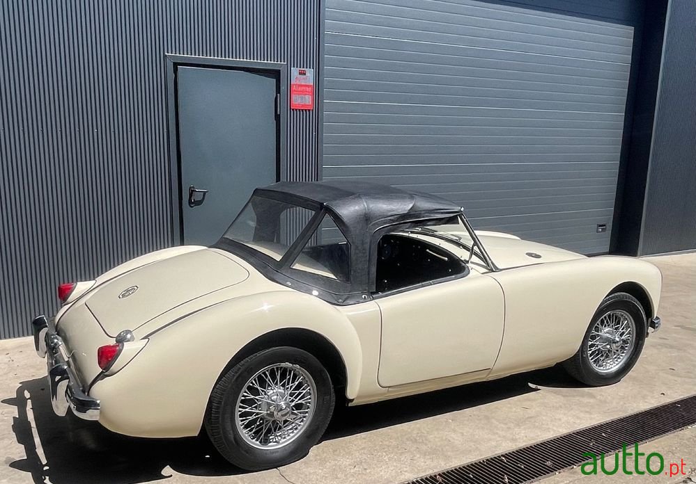 1957' MG MGA photo #4