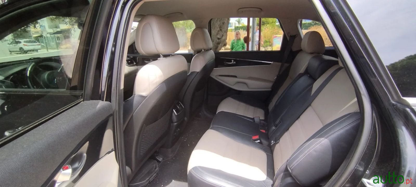 2015' Kia Sorento photo #5