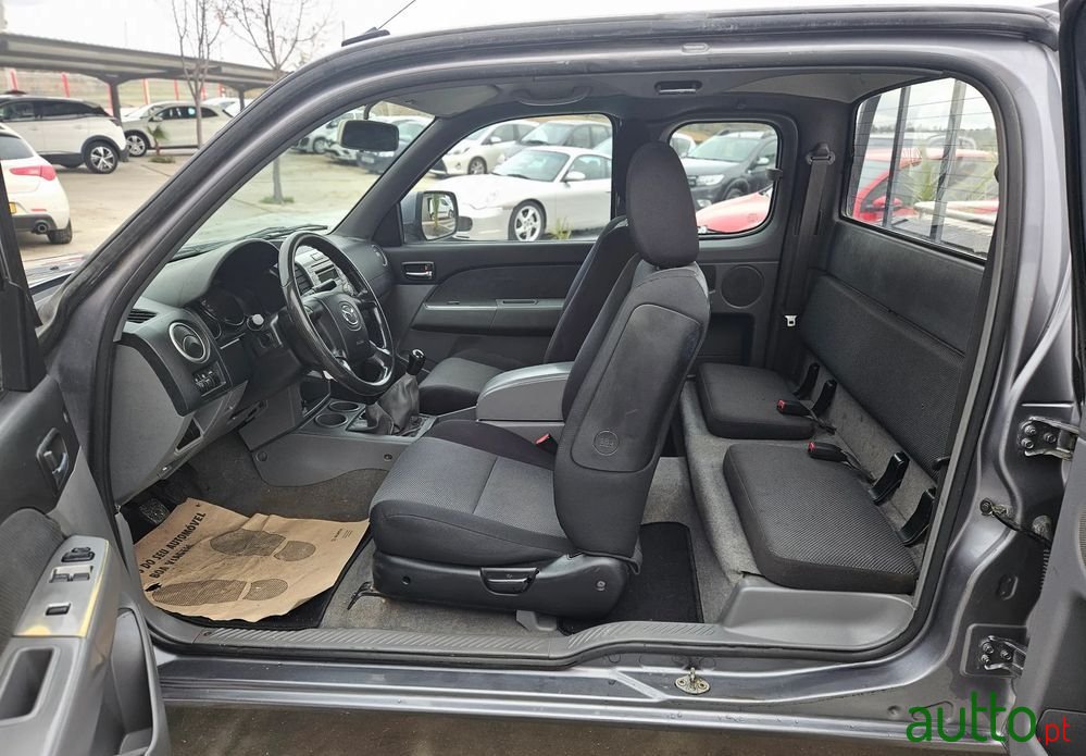 2007' Mazda BT-50 photo #6