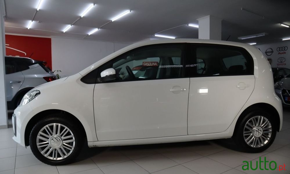 2023' Volkswagen Up! 1.0 Move photo #2
