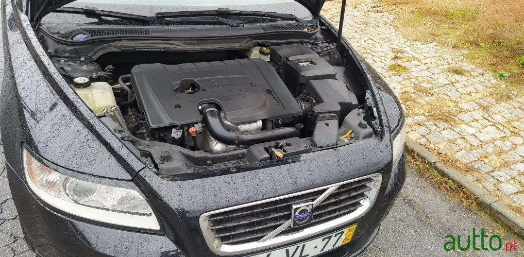 2010' Volvo V50 photo #5