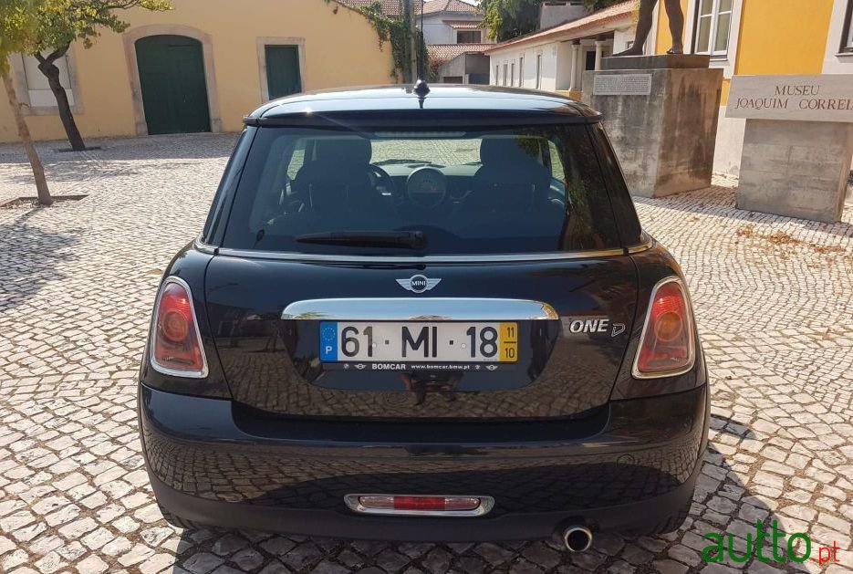 2011' MINI One Ver-D photo #4