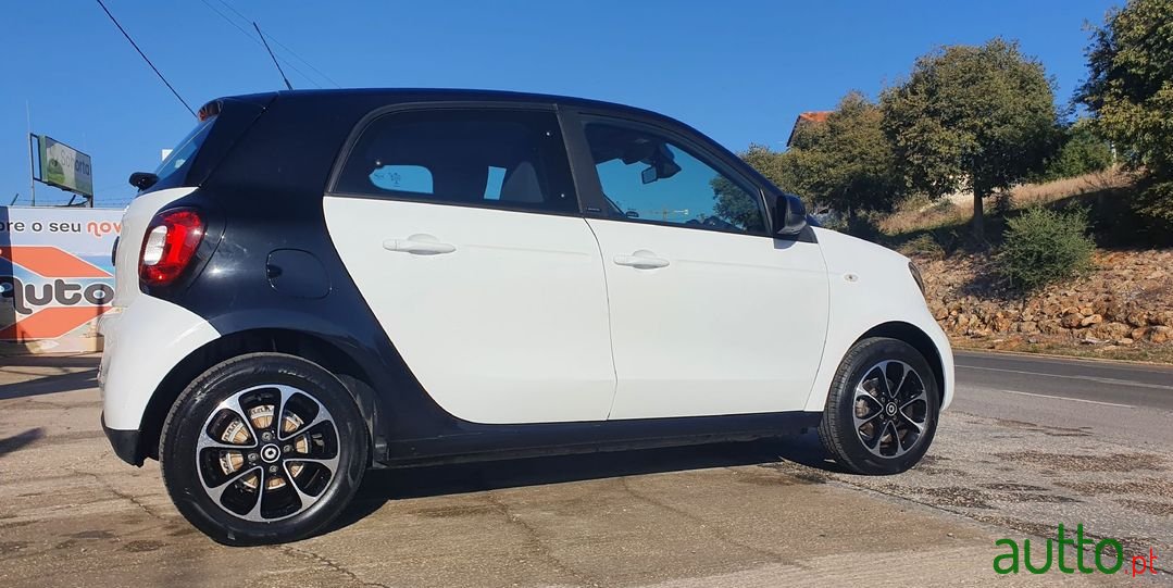 2016' Smart Forfour photo #6