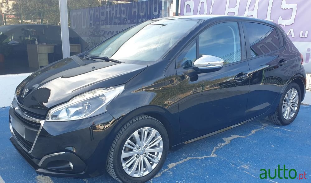 2018' Peugeot 208 photo #3