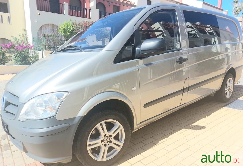 2011' Mercedes-Benz Vito photo #4