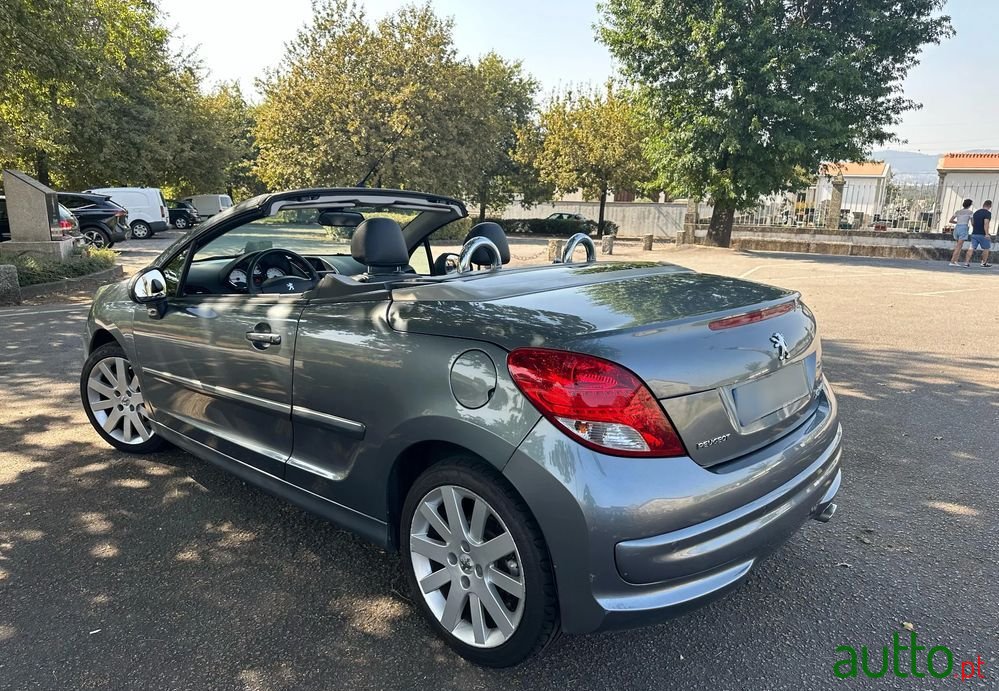 2011' Peugeot 207 120 Vti Rc-Line photo #5
