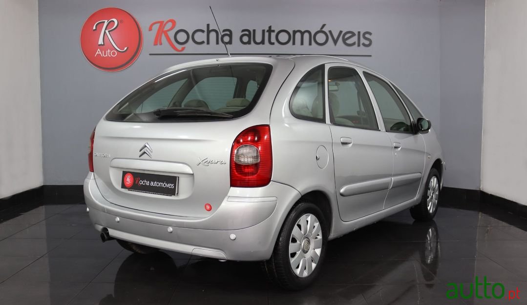 2004' Citroen Xsara Picasso photo #4