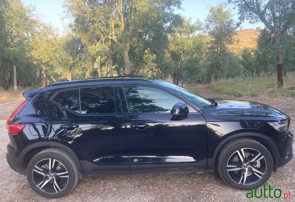 2020' Volvo Xc 40 photo #4