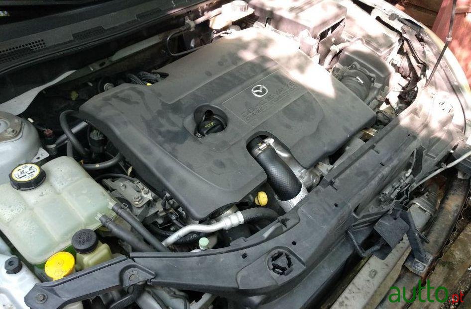 2005' Mazda 3 Hatchback photo #4