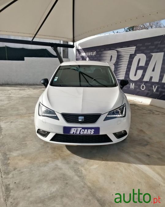 2013' SEAT Ibiza photo #6