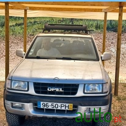 2000' Opel Frontera photo #3