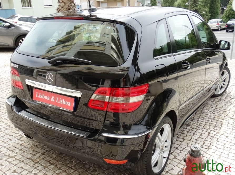 2008' Mercedes-Benz B-150 photo #3