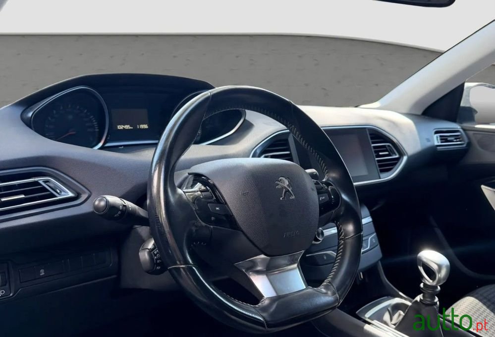 2018' Peugeot 308 Sw photo #4