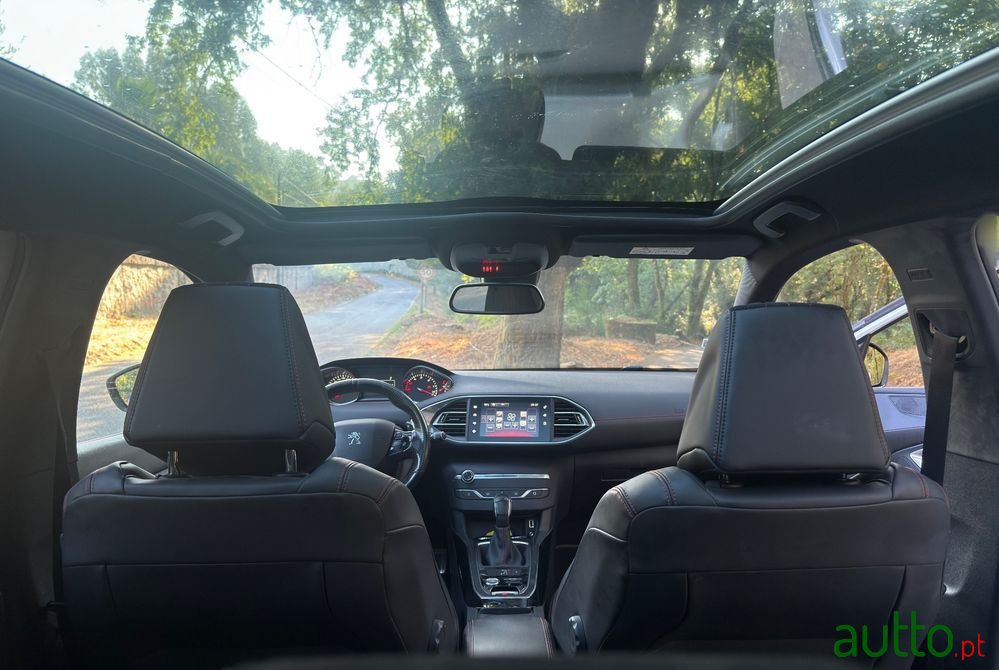 2016' Peugeot 308 Bluehdi photo #2