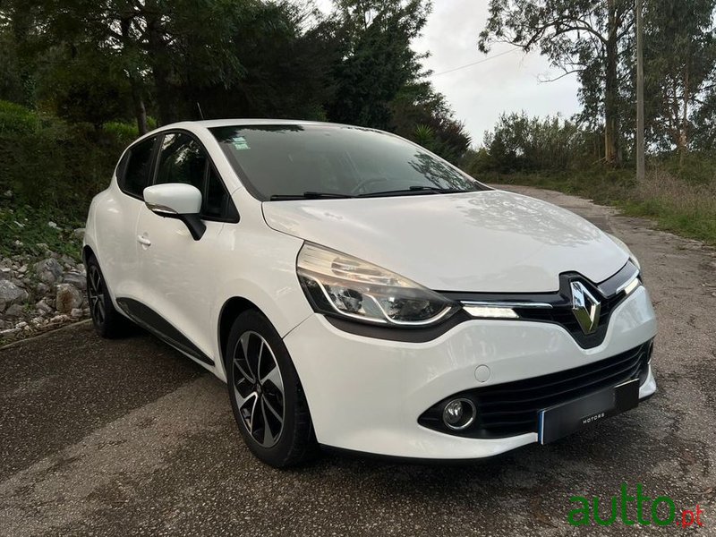 2016' Renault Clio photo #1