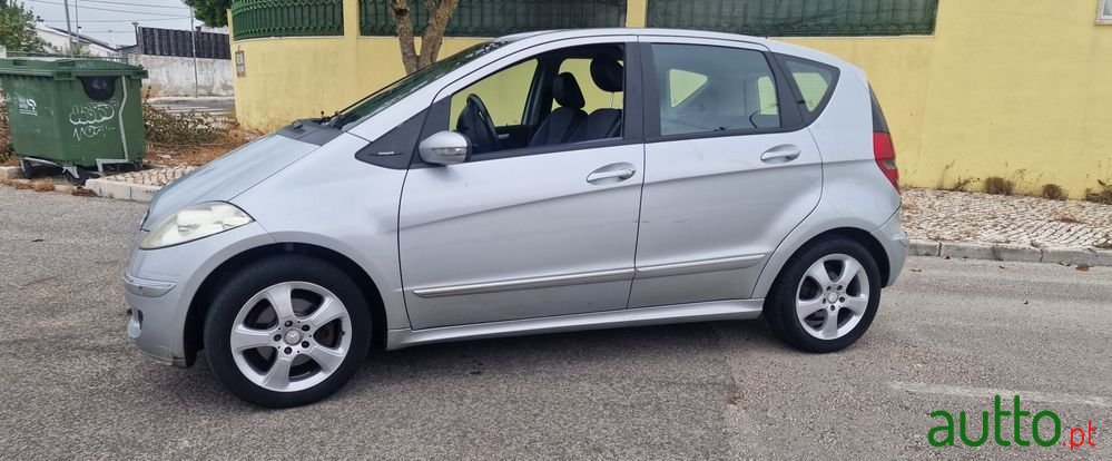 2008' Mercedes-Benz A 180 Avantgarde photo #2