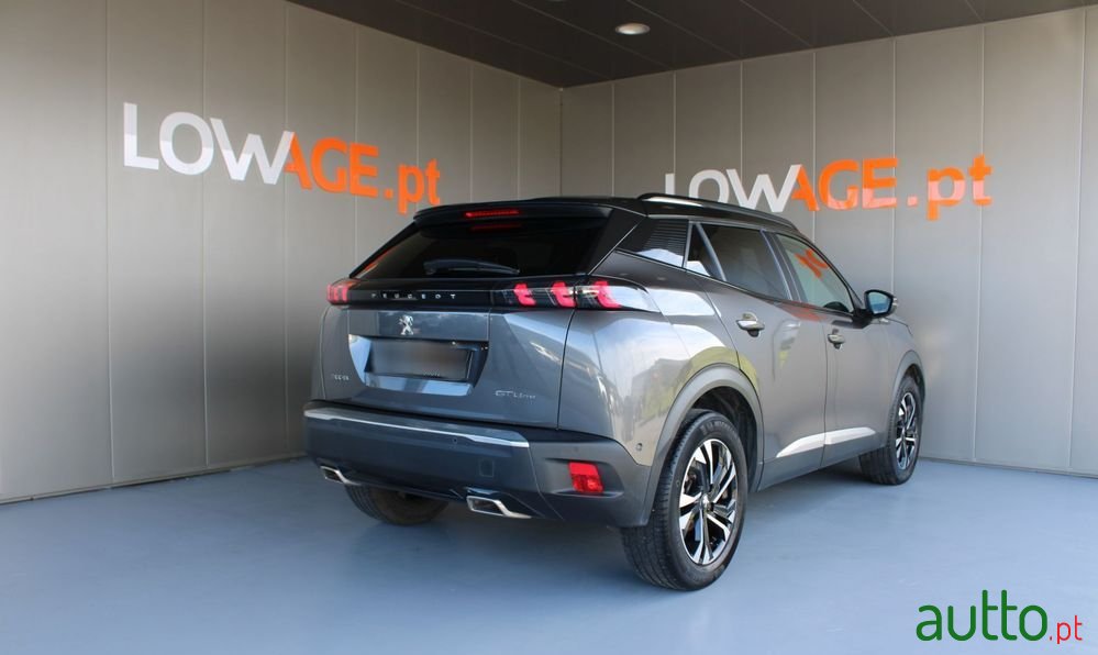 2020' Peugeot 2008 Gt Line photo #3