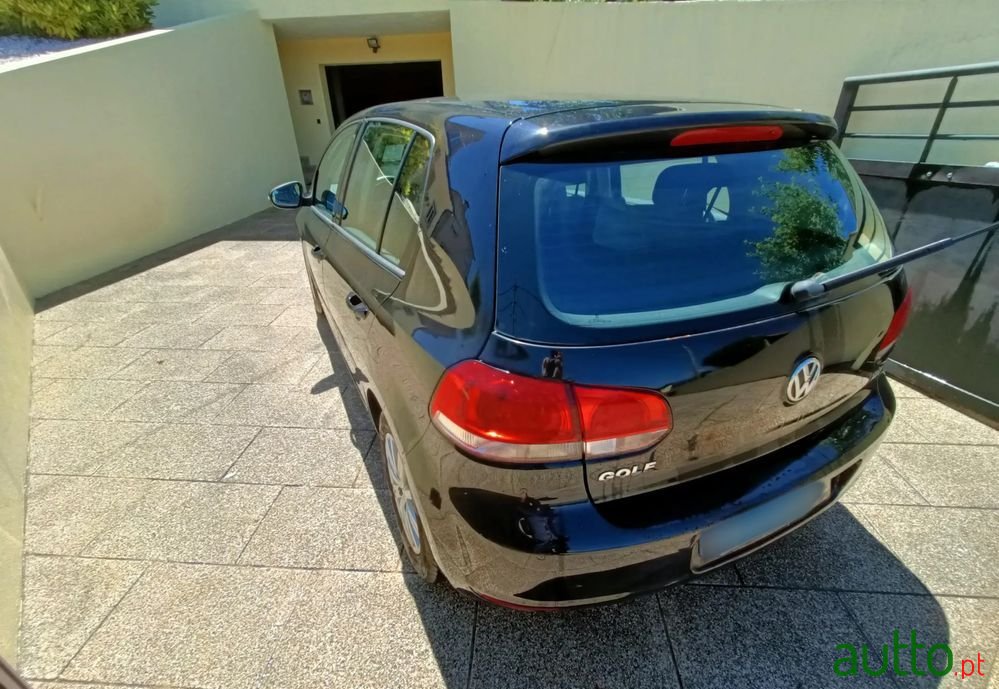 2012' Volkswagen Golf photo #4