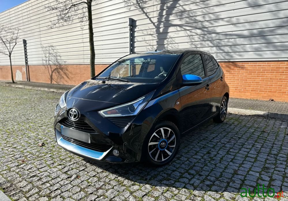 2018' Toyota Aygo X-Trend photo #1