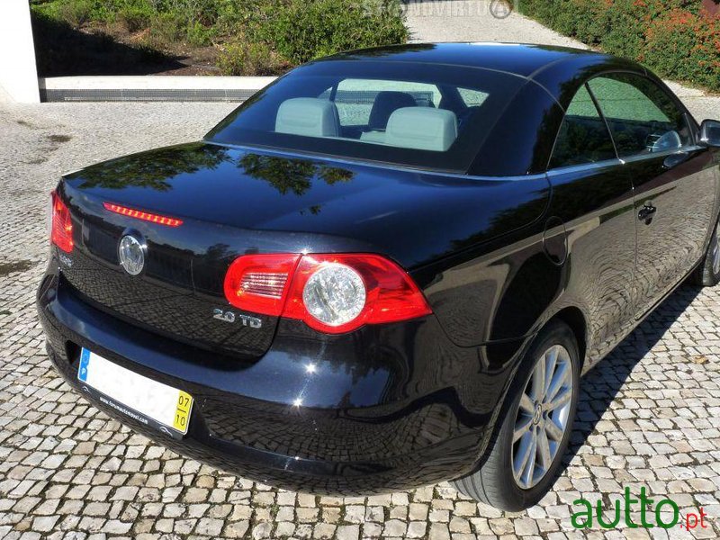 2007' Volkswagen Eos 2.0 Tdi Top photo #1