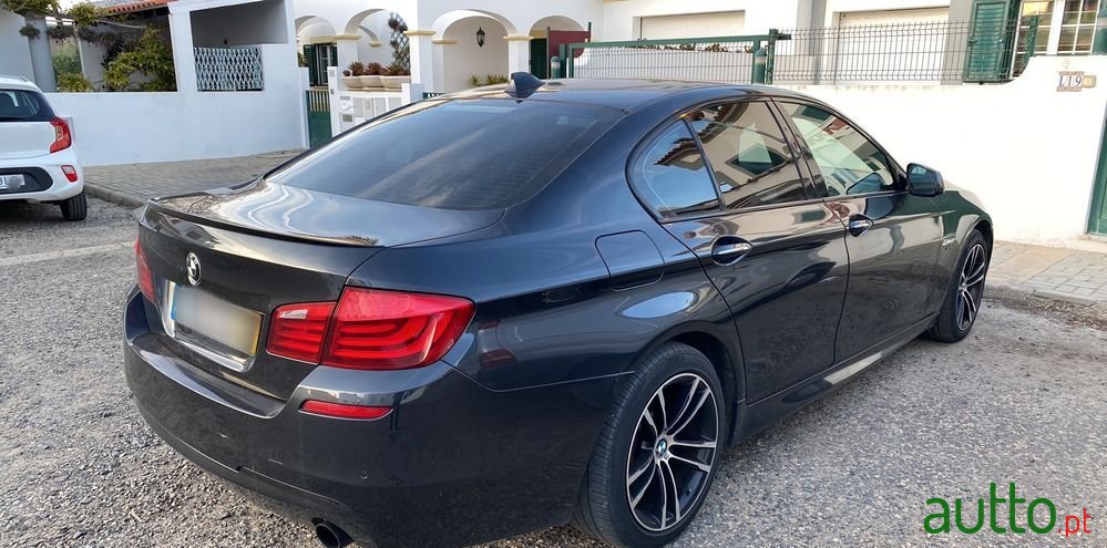 2010' BMW 535 D Auto photo #4