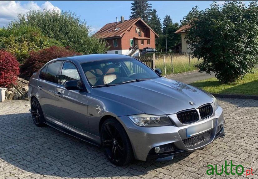 2009' BMW Série 3 photo #1