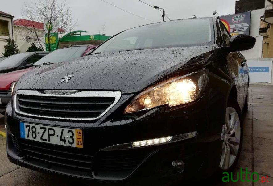 2015' Peugeot 308 Sw photo #2