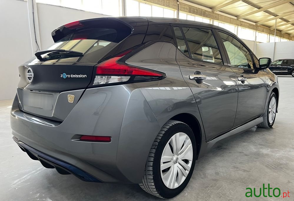 2020' Nissan Leaf 40 Kwh Acenta photo #3