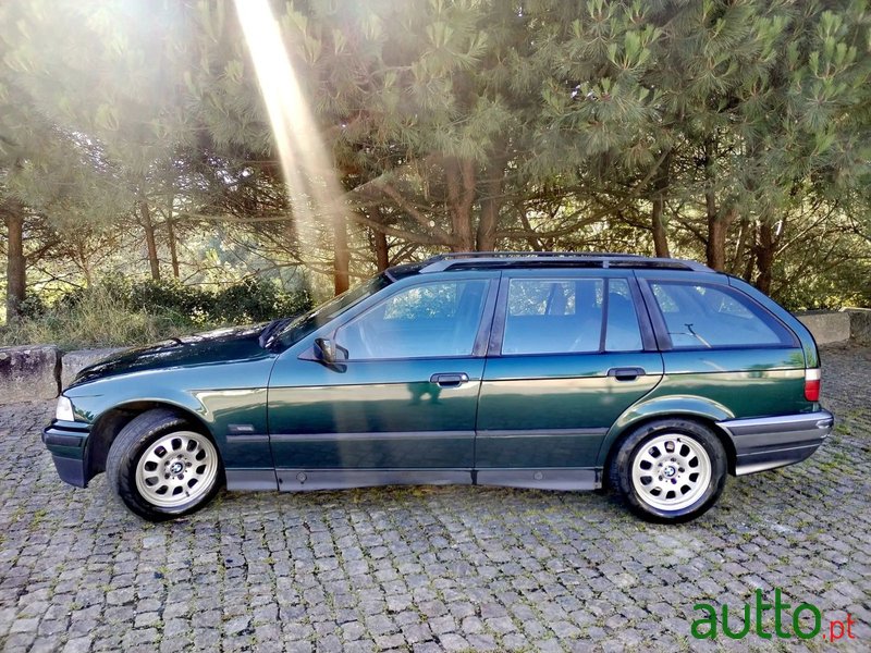 1996' BMW 318 photo #6