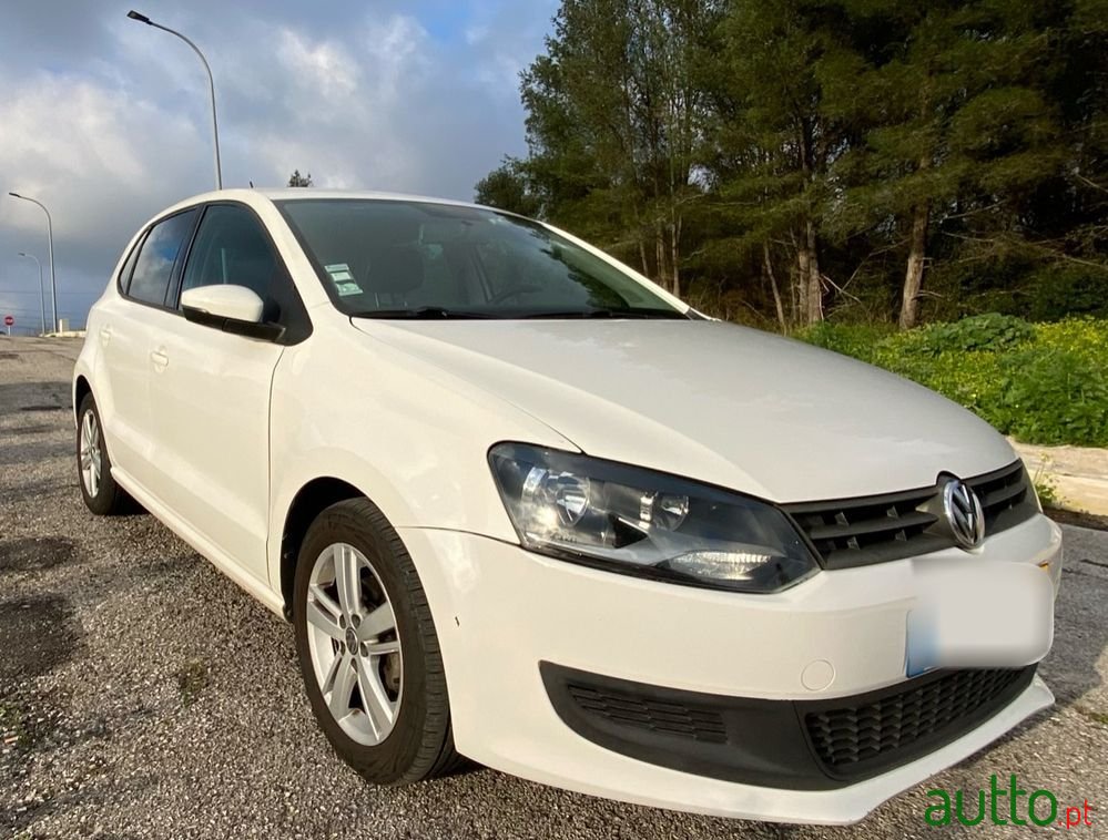 2014' Volkswagen Polo photo #1
