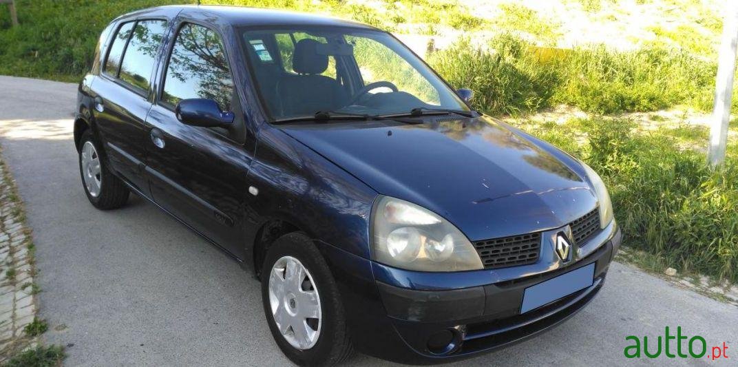 2003' Renault Clio photo #5