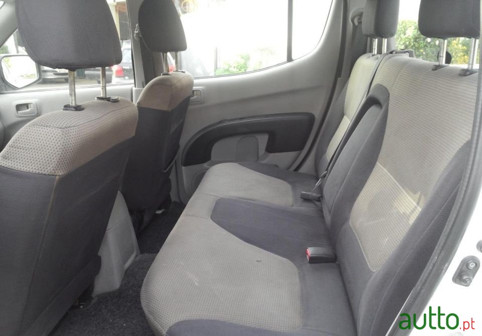 2010' Mitsubishi L 200 2.5D DI.D 4X4 photo #6