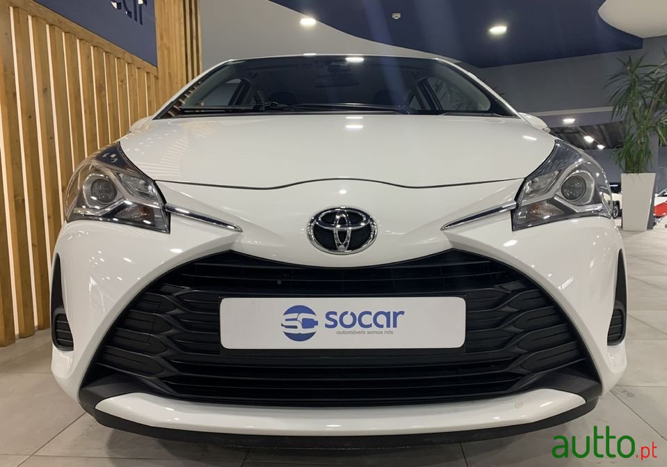 2019' Toyota Yaris photo #4