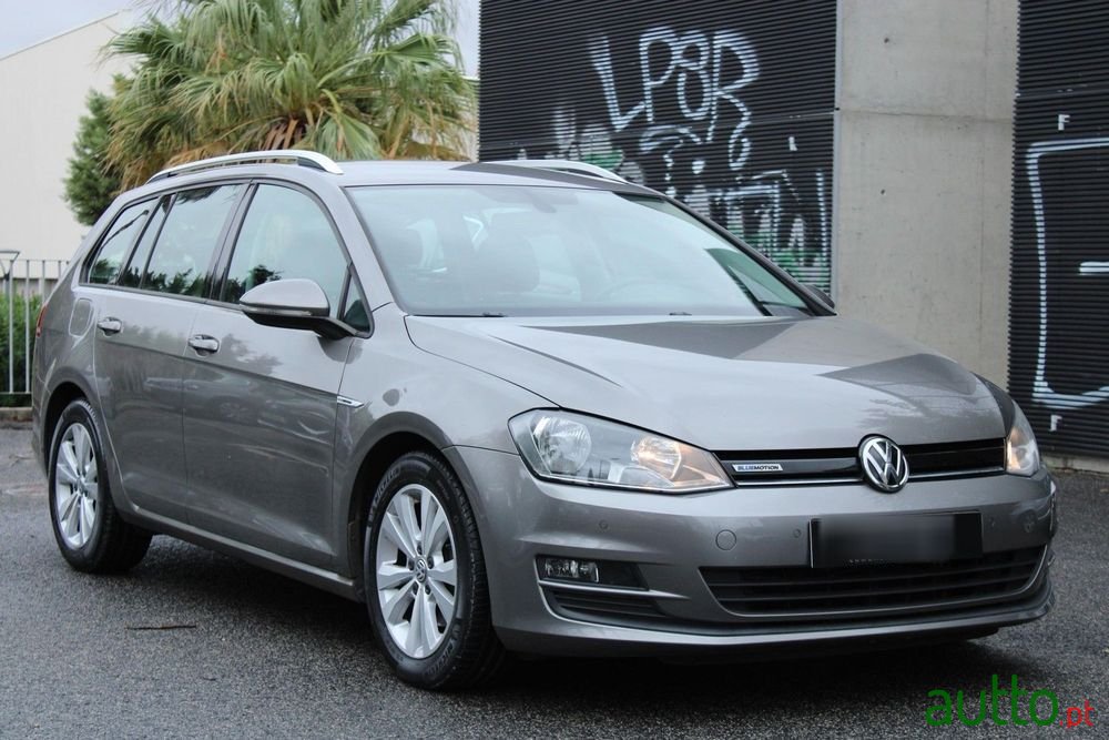 2015' Volkswagen Golf Variant photo #4