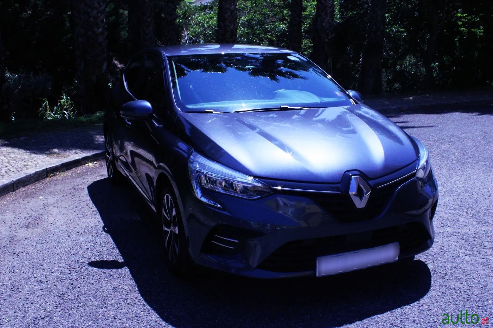 2020' Renault Clio photo #4