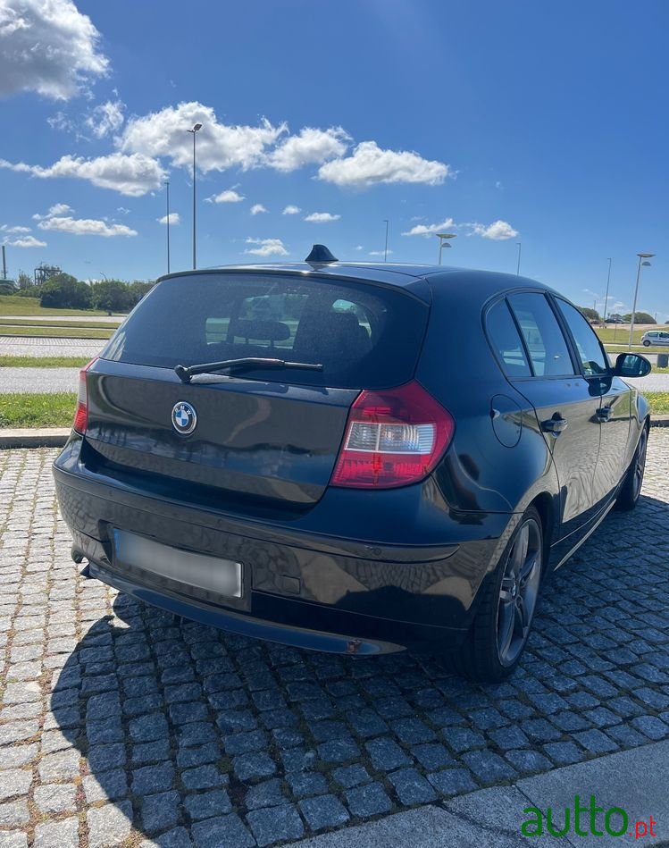 2006' BMW 118 D photo #5