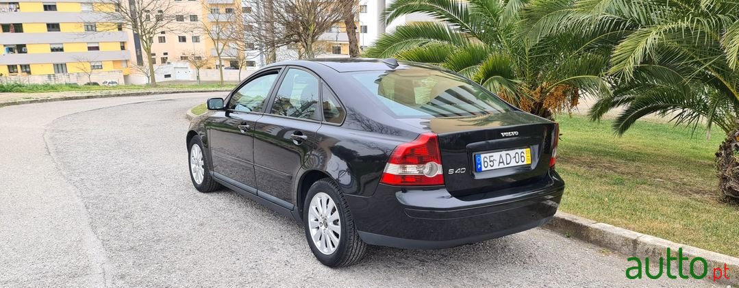 2005' Volvo S40 photo #3