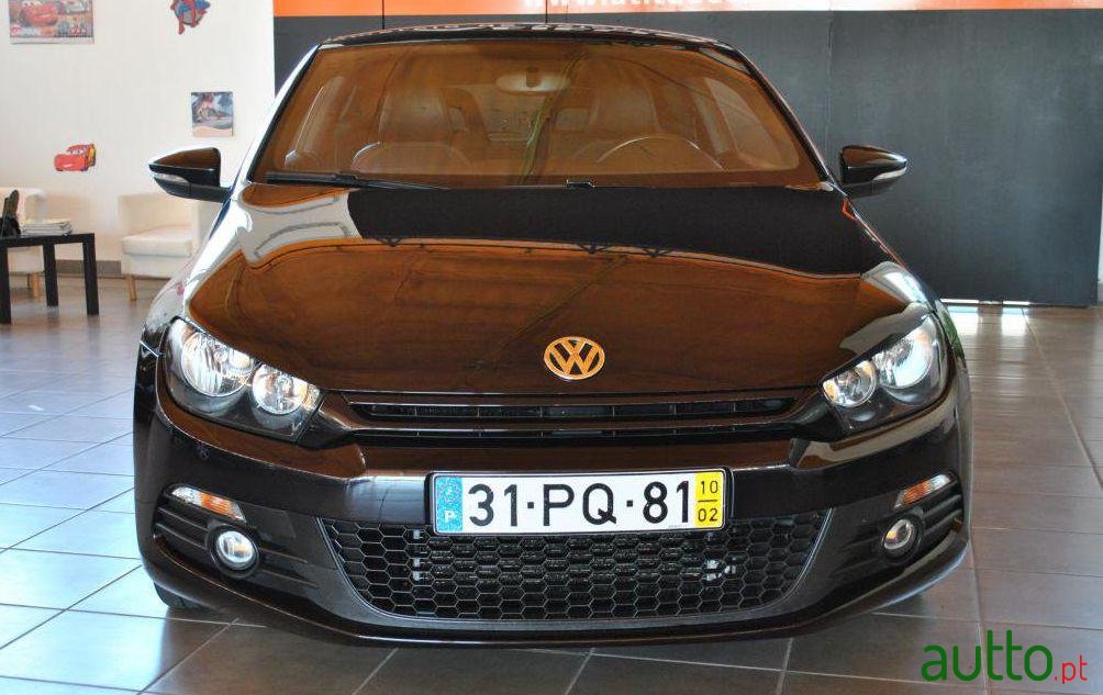 2010' Volkswagen Scirocco 2.0 TDi Sport photo #3