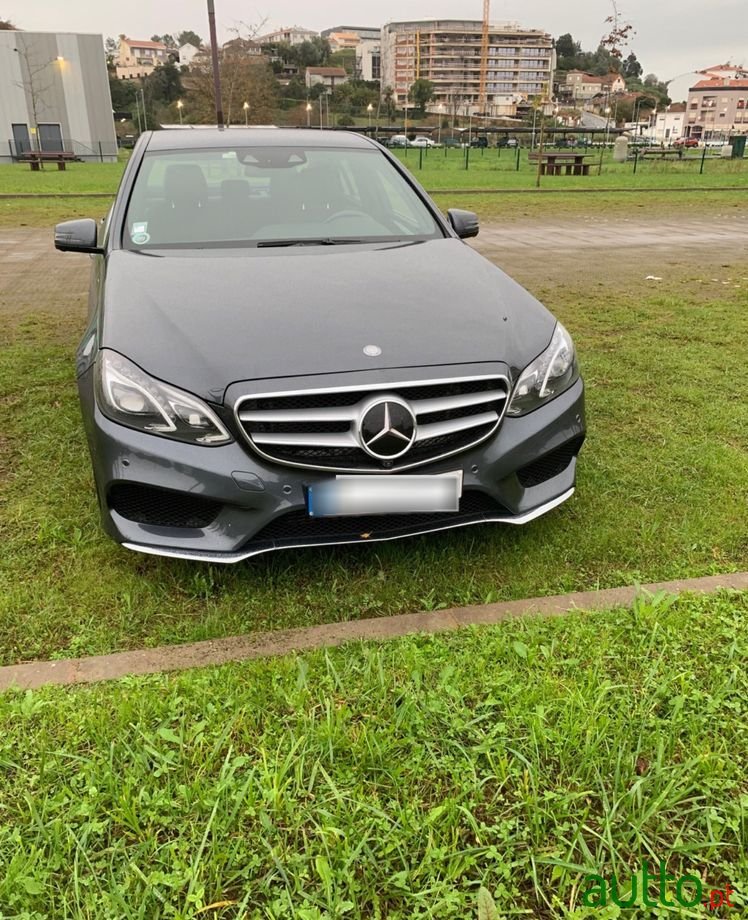 2014' Mercedes-Benz E 300 photo #2