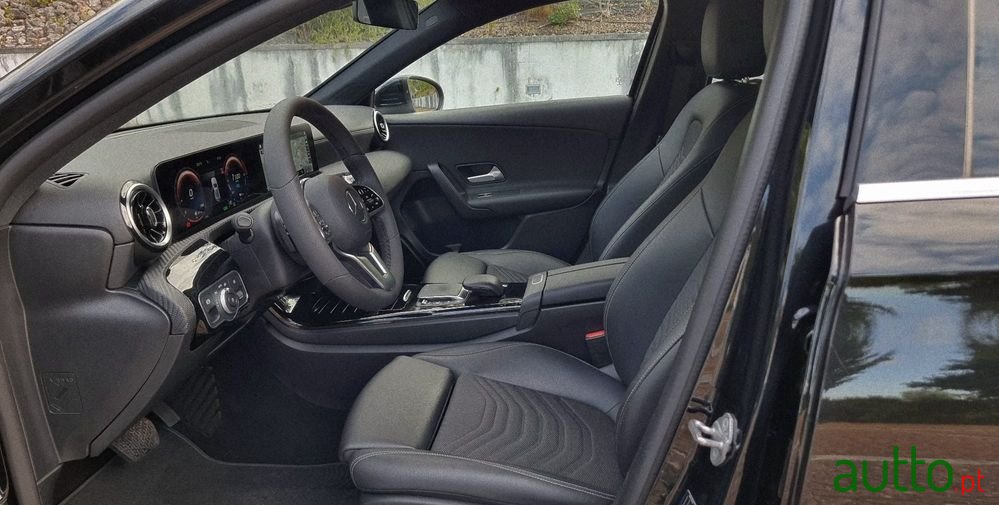 2021' Mercedes-Benz Classe A E Style Plus photo #4